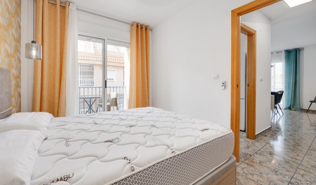 Resale - Apartment -
Torrevieja - Costa Blanca