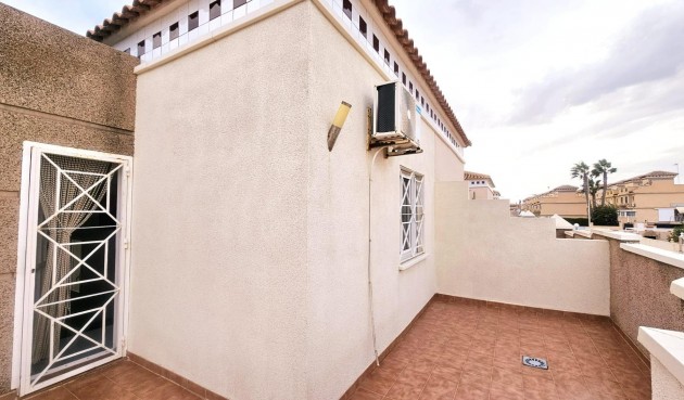 Återförsäljning - Town House -
Torrevieja - Torreblanca