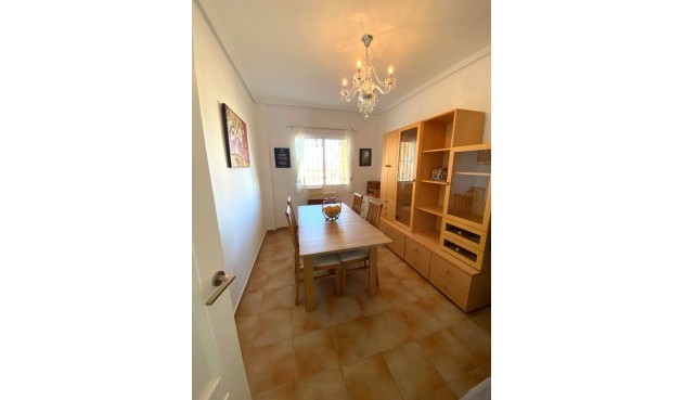 Reventa - Villa -
Villamartin - Costa Blanca