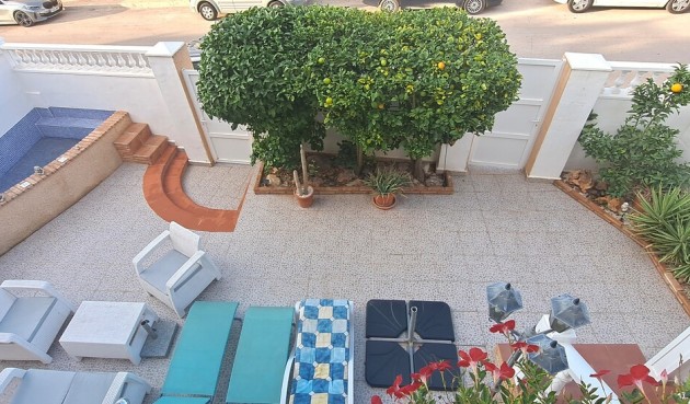 Reventa - Villa -
Villamartin - Costa Blanca