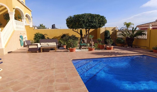 Resale - Villa -
Calpe - Costa Blanca