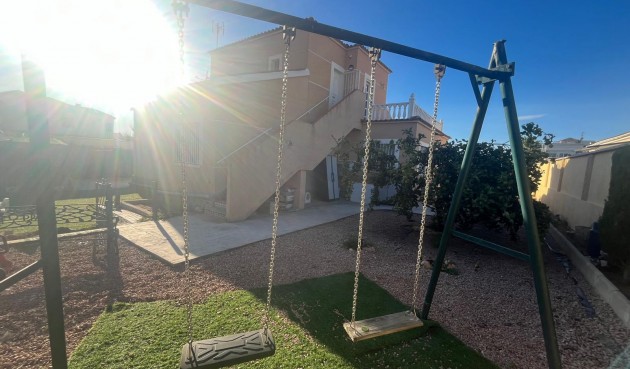 Resale - Villa -
Torrevieja - San Luis