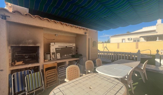 Resale - Villa -
Torrevieja - San Luis