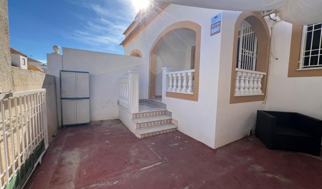 Återförsäljning - Bungalow -
Torrevieja - Torretas