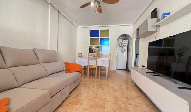 Återförsäljning - Bungalow -
Torrevieja - Torretas