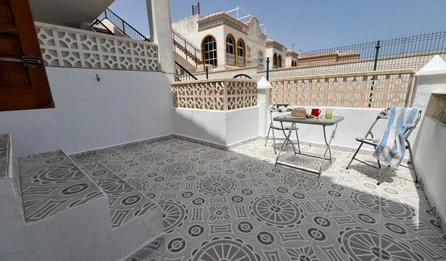 Resale - Bungalow -
Torrevieja - Torreblanca