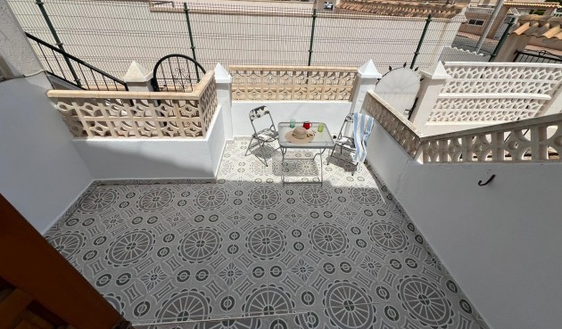 Resale - Bungalow -
Torrevieja - Torreblanca