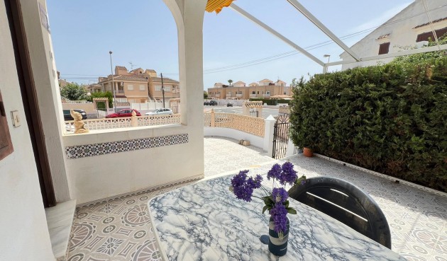 Resale - Bungalow -
Torrevieja - Torreblanca