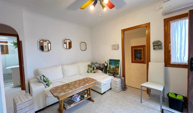 Resale - Bungalow -
Torrevieja - Torreblanca