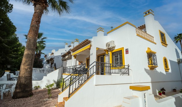 Brukt - Semi Detached -
Orihuela Costa - Costa Blanca