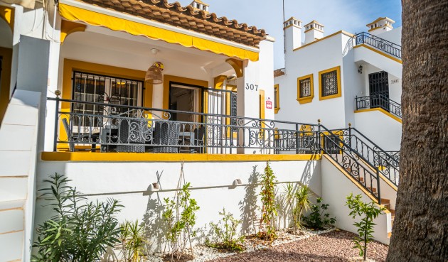 Brukt - Semi Detached -
Orihuela Costa - Costa Blanca