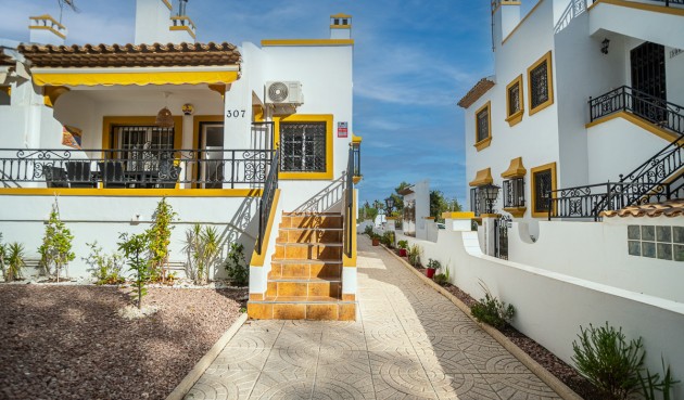 Brukt - Semi Detached -
Orihuela Costa - Costa Blanca