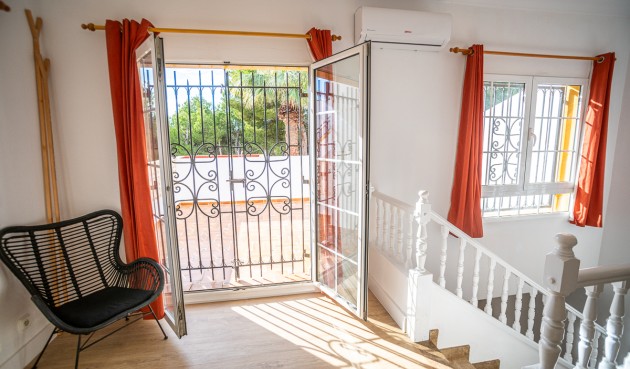 Brukt - Semi Detached -
Orihuela Costa - Costa Blanca