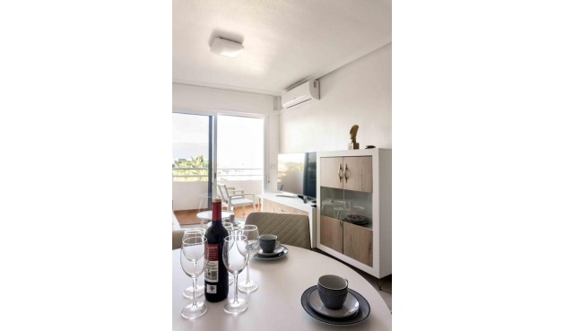 Resale - Apartment -
Orihuela Costa - Campoamor