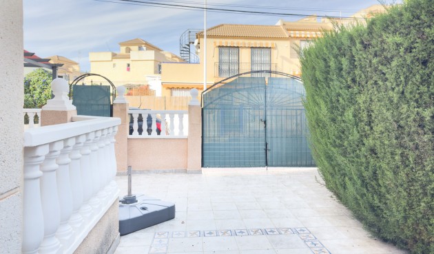 Resale - Apartment -
Torrevieja - Costa Blanca