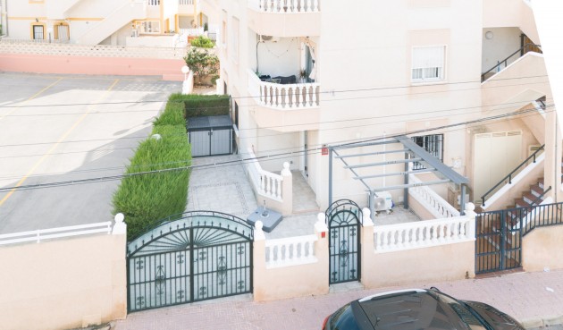 Resale - Apartment -
Torrevieja - Costa Blanca