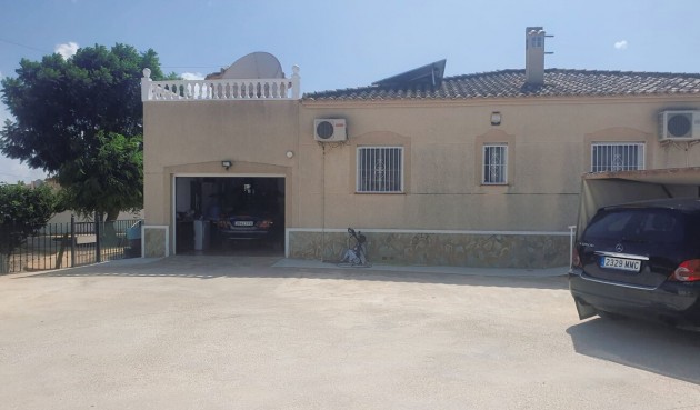 Resale - Villa -
Catral - Costa Blanca