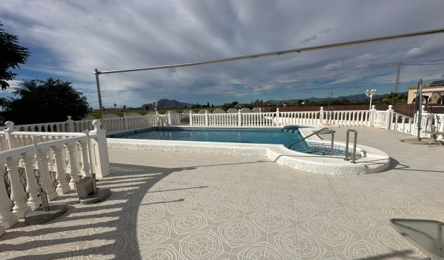 Resale - Villa -
Catral - Costa Blanca