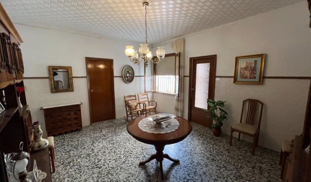 Resale - Town House -
Dolores - Centro