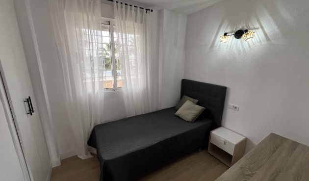 Återförsäljning - Apartment -
Torrevieja - Costa Blanca