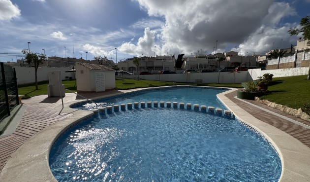 Resale - Villa -
Torrevieja - Costa Blanca