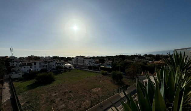 Återförsäljning - Takvåning -
Orihuela Costa - Punta Prima