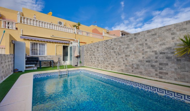 Resale - Town House -
Orihuela Costa - Las Filipinas