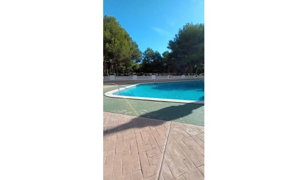 Resale - Apartment -
Orihuela Costa - Campoamor