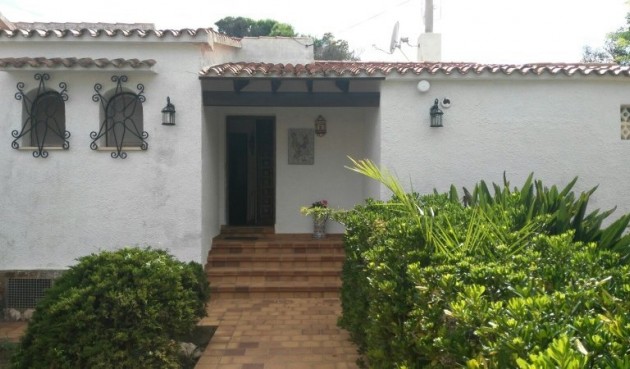 Resale - Villa -
Jávea - Costa Blanca