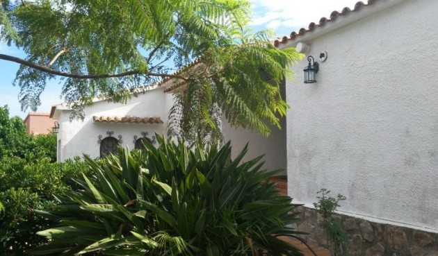 Resale - Villa -
Jávea - Costa Blanca