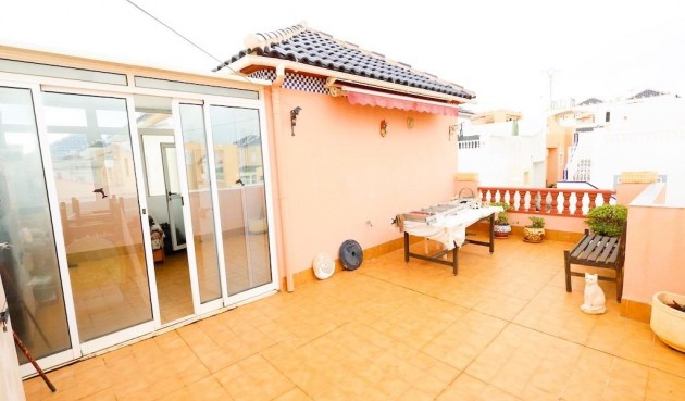 Återförsäljning - Villa -
Torrevieja - Costa Blanca