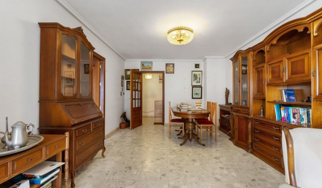 Återförsäljning - Apartment -
Torrevieja - Centro