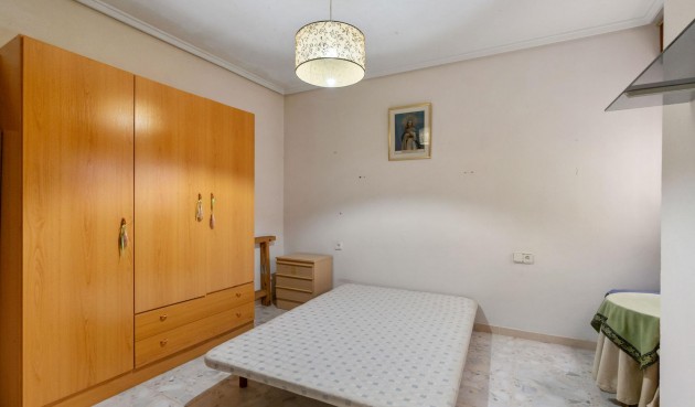 Återförsäljning - Apartment -
Torrevieja - Centro