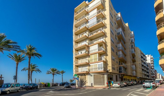 Resale - Apartment -
Torrevieja - Playa del Cura