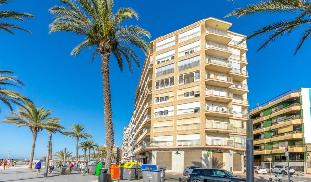 Resale - Apartment -
Torrevieja - Playa del Cura