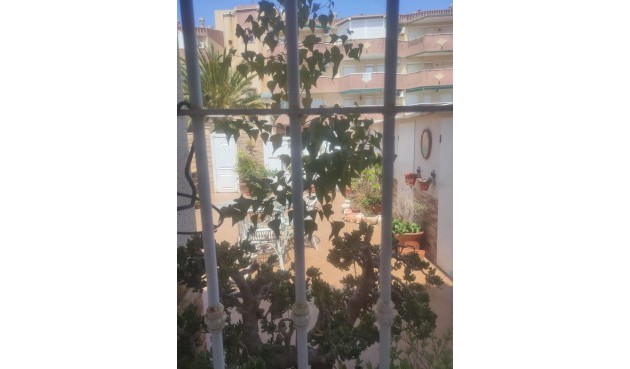 Återförsäljning - Apartment -
Orihuela Costa - La Regia