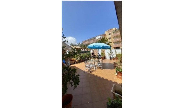 Återförsäljning - Apartment -
Orihuela Costa - La Regia