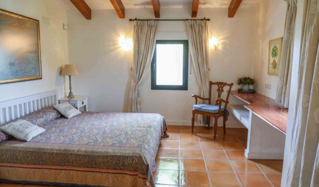 Reventa - Villa -
Benissa - Costa Blanca