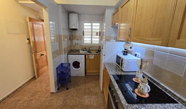 Återförsäljning - Apartment -
Torrevieja - CORTES VALENCIANAS