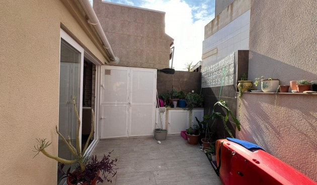 Resale - Villa -
Torrevieja - Torreblanca