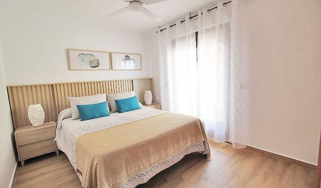 Brukt - Apartment -
Guardamar del Segura - Pueblo