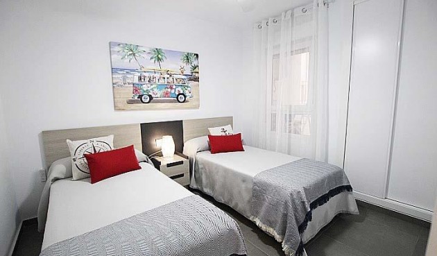 Resale - Apartment -
Guardamar del Segura - Guardamar Playa