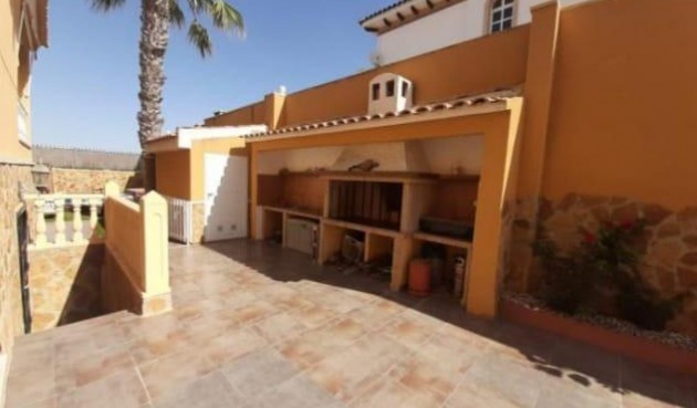 Resale - Villa -
Torrevieja - aguas nuevas