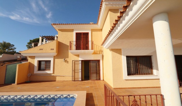 Resale - Villa -
Altea - Costa Blanca