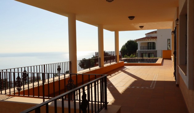 Resale - Villa -
Altea - Costa Blanca