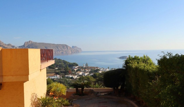 Resale - Villa -
Altea - Costa Blanca