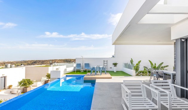 Resale - Villa -
Ciudad Quesada - Costa Blanca