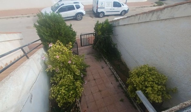 Resale - Bungalow -
Torrevieja - Costa Blanca