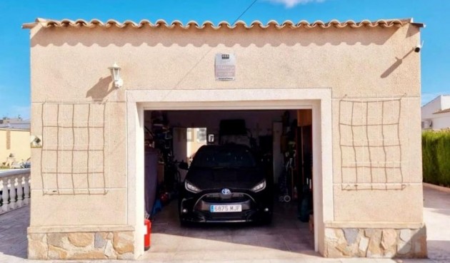 Resale - Villa -
Torrevieja - Costa Blanca