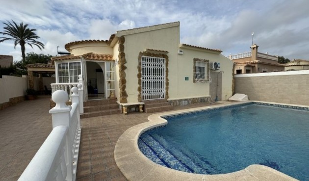 Resale - Villa -
Orihuela Costa - Costa Blanca